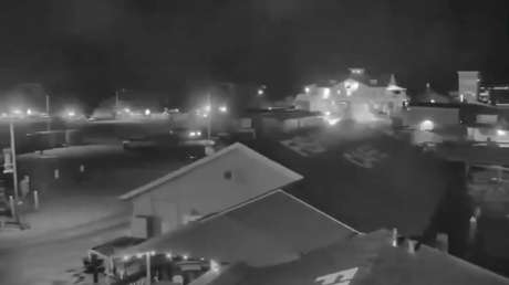 Tirador abre fuego desde un barco contra múltiples personas en EE.UU.