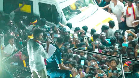 Estampida en un mitin político de un popular actor en la India deja decenas de muertos