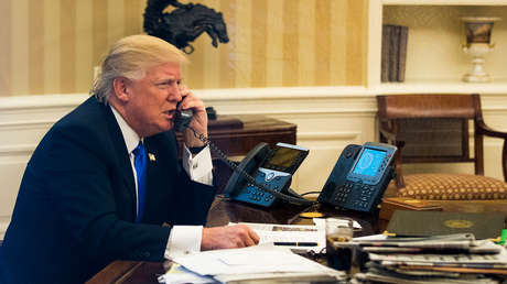 "Irrumpió en nuestra cocina": Trump llama a Orbán para hablar de recursos rusos durante una cena familiar