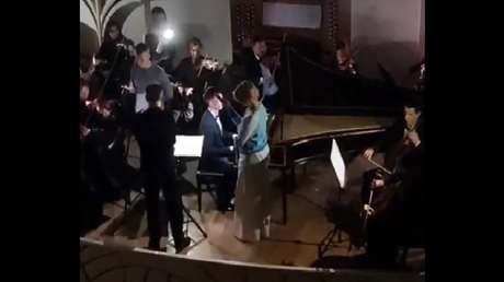 "La música es eterna": Orquesta continúa tocando sin luz en Bélgorod tras ataque ucraniano (VIDEO)