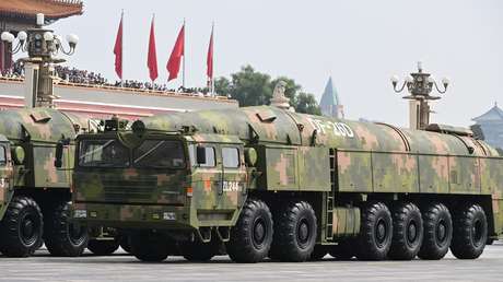 Así es el 'Guam Killer', el misil balístico chino con capacidad nuclear que inquieta a EE.UU.