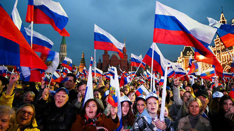 Putin felicita al pueblo por el Día de la Reunificación de Rusia con las nuevas regiones