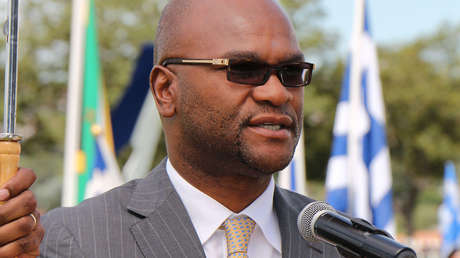 Hallan muerto al embajador de Sudáfrica en Francia al pie de un rascacielos en París