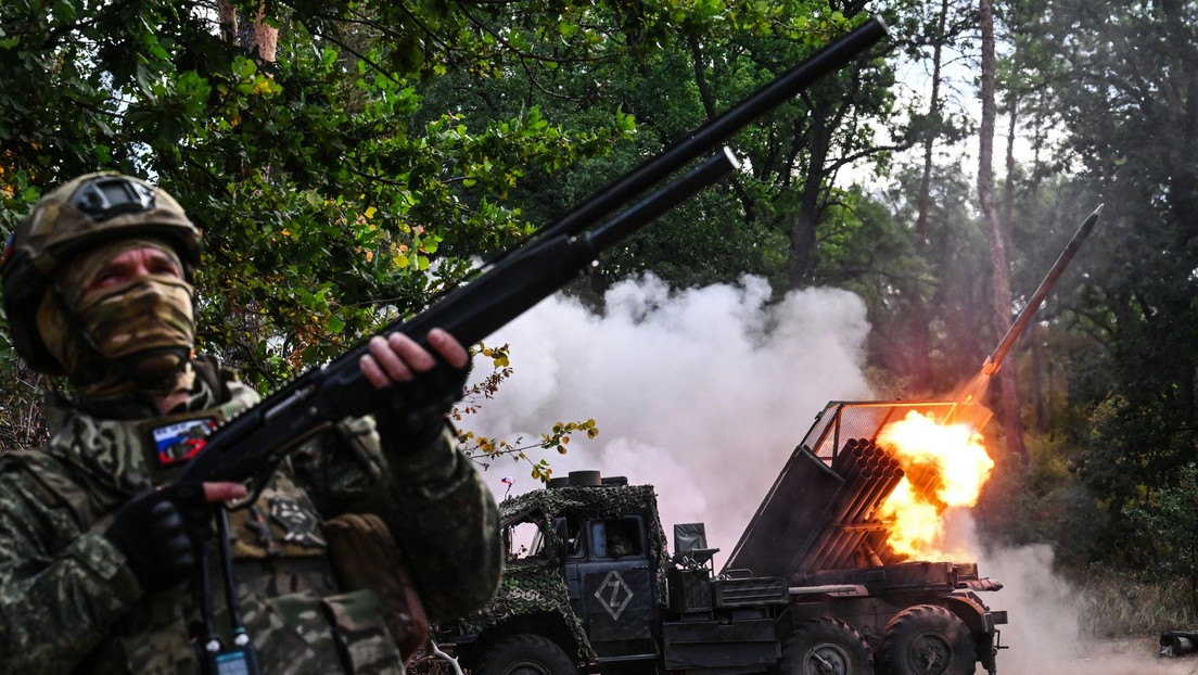 Putin: "Nuestras fuerzas avanzan en casi toda la línea del frente"