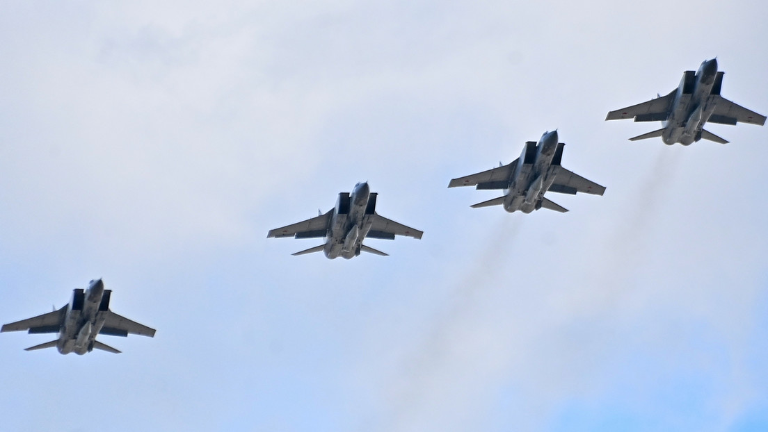 Putin: Rusia trabaja en nuevos sistemas de armas hipersónicas