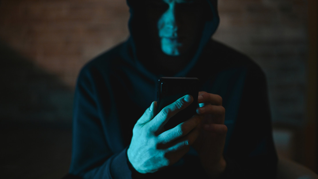 Jefe de Instagram revela si esta red social usa el micrófono de tu teléfono para espiarte