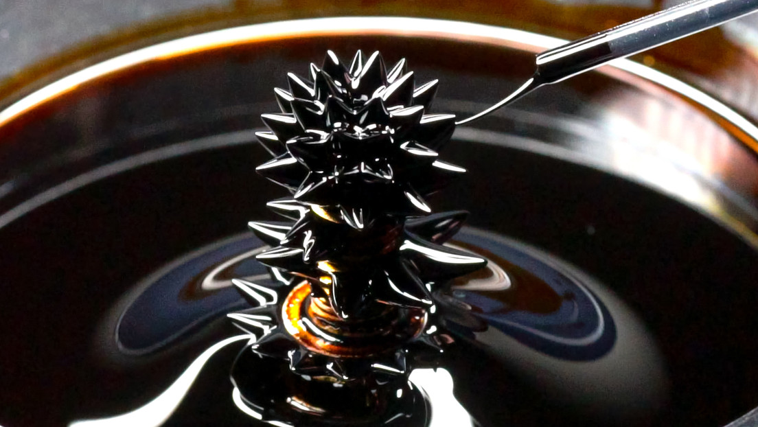 Crean un metal con "propiedades únicas" que desafían las leyes de la física