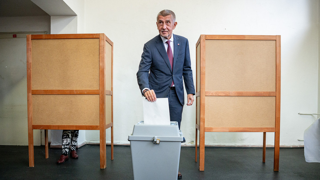 Un crítico de la UE y del apoyo militar a Ucrania triunfa en la República Checa