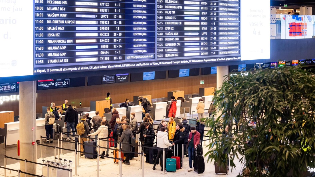 Globos provocan el cierre de un aeropuerto en una capital báltica