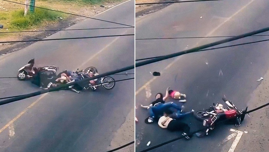 VIDEO: Aparatoso accidente de dos motocicletas deja a una familia herida en Guatemala