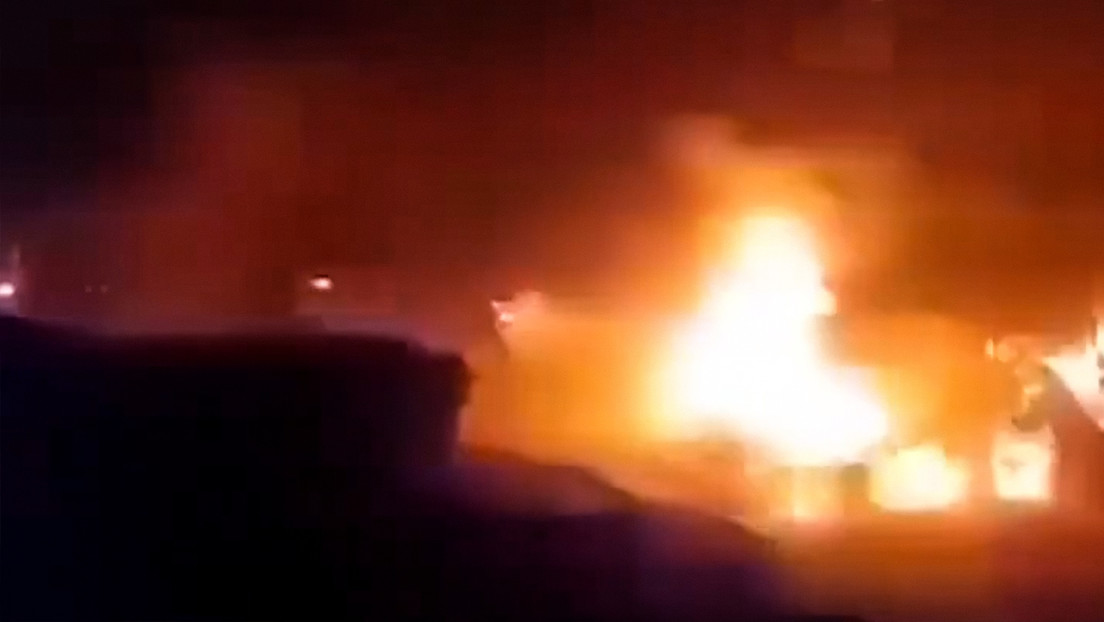 Afganistán anuncia que lanzó "ataques de represalia" contra Pakistán