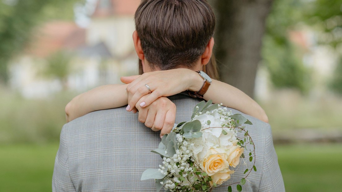 ¿Las mujeres prefieren a hombres buenos o malos? La ciencia da la respuesta