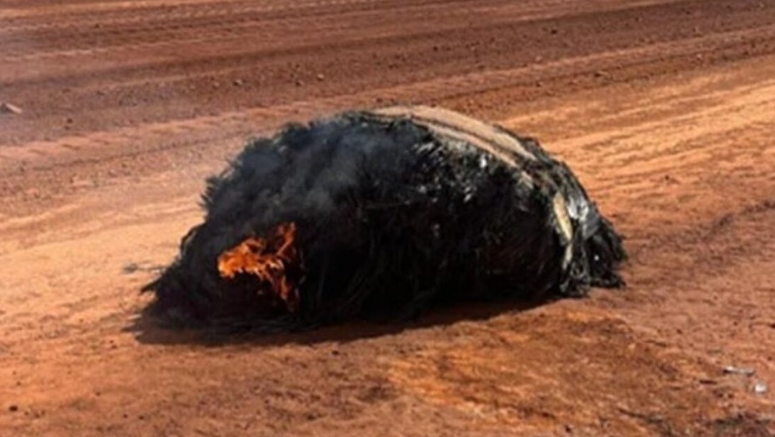 Misterioso objeto en llamas aparece en Australia y se cree que proviene del espacio