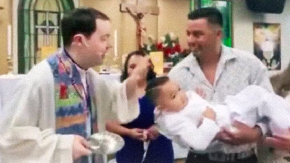 ¿Broma racista? Cura dice a niño mexicano que "siempre se le notará el nopal" (VIDEO)