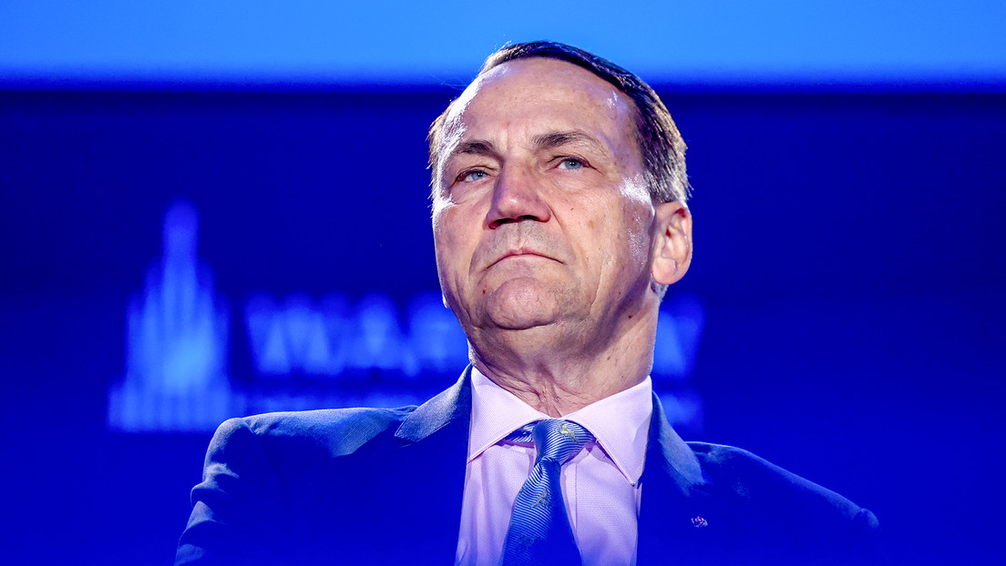 "Osama bin Sikorski": ministro de Exteriores polaco insta a destruir oleoducto clave que suministra crudo ruso a Hungría