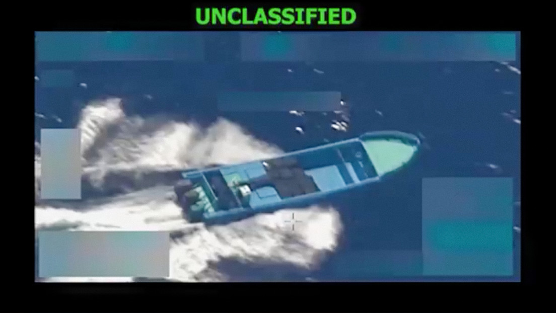 Reportan el primer bombardeo de EE.UU. a una 'narcolancha' en el Pacífico