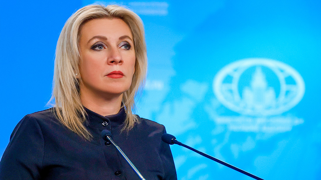 "¿Dónde está la Unesco y los ganadores del Nobel?": Zajárova expone prácticas discriminatorias de Kiev