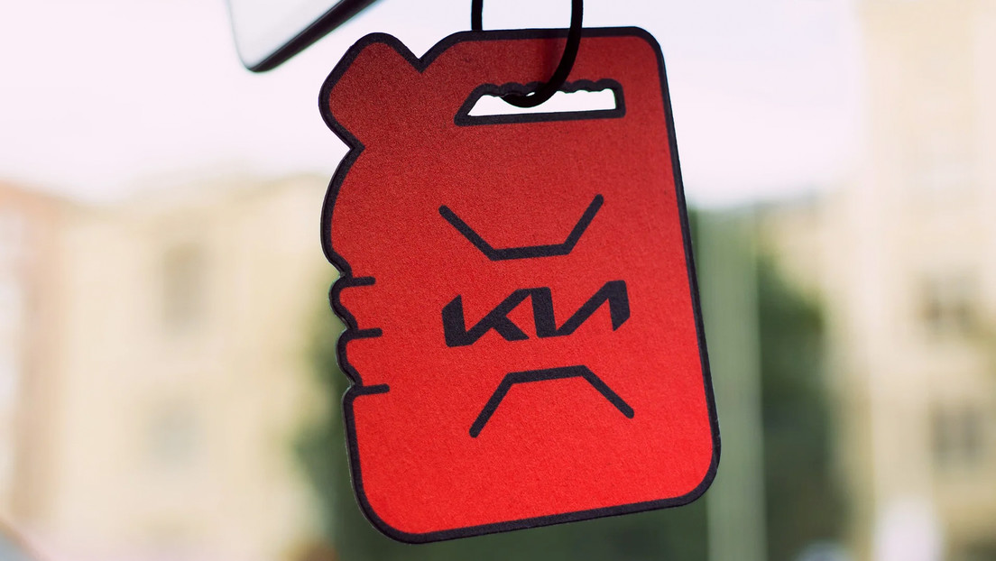 Aroma para nostálgicos: Kia ofrece ambientador de coches con olor a gasolina