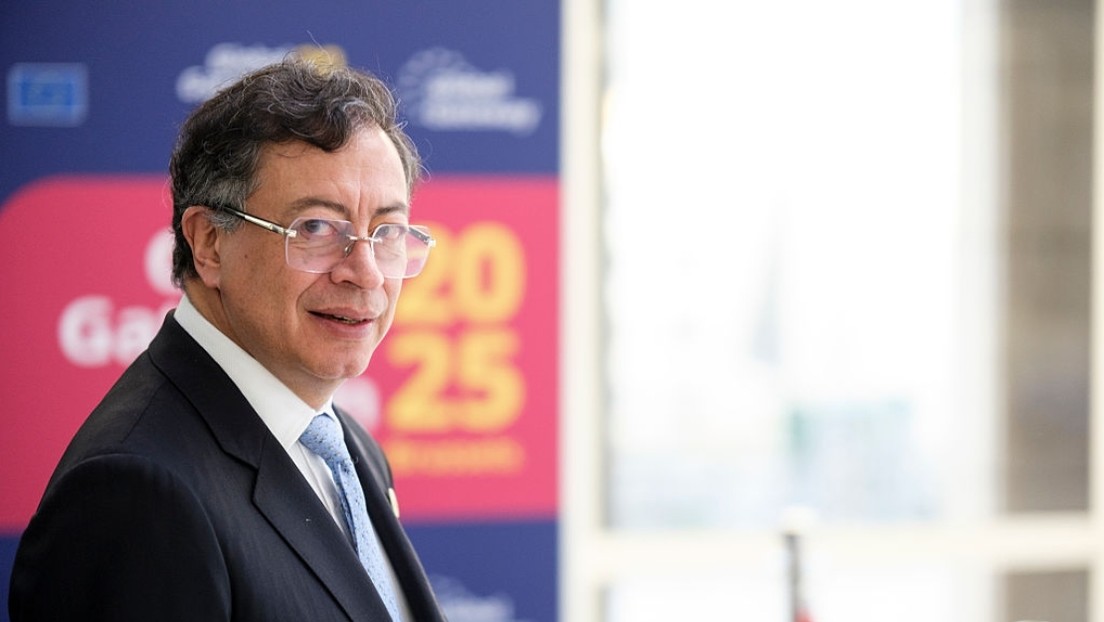 "Jamás de rodillas": El primer comentario de Petro a la sanción de EE.UU.