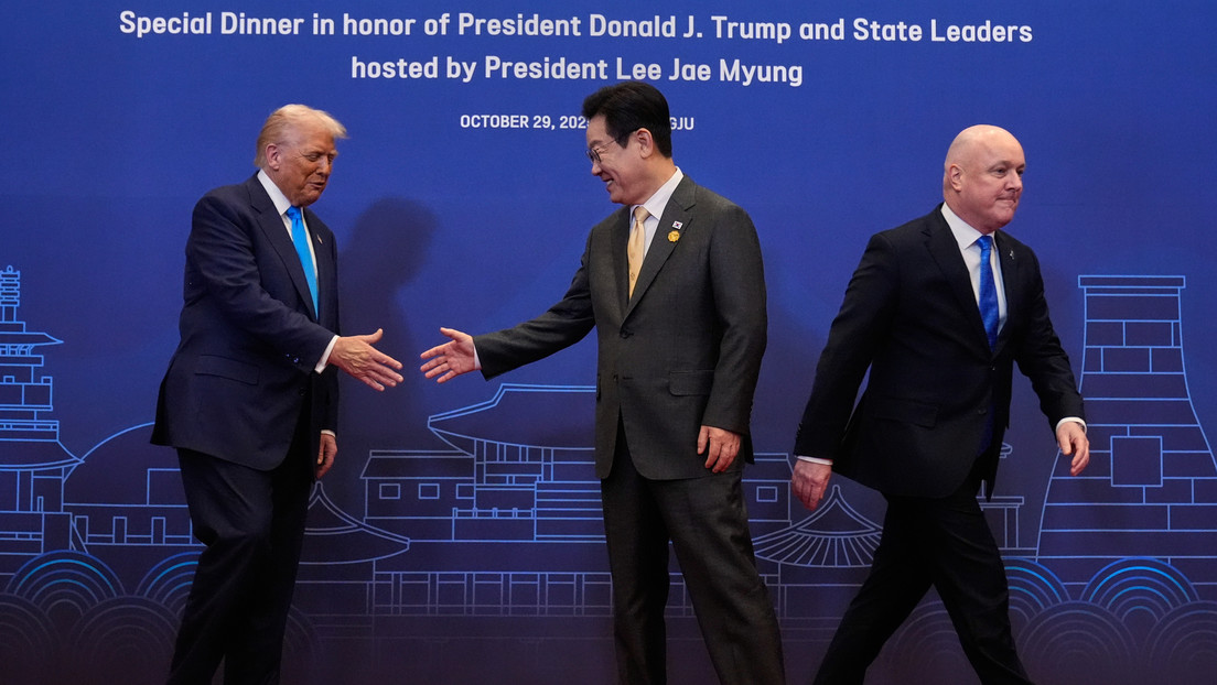 Trump revela cómo 'sometió' a Corea del Sur