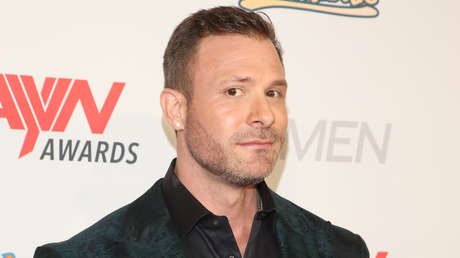 Exactor porno gay condenado a 19 años de cárcel por "horribles" crímenes sexuales contra menores