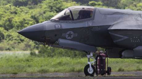 "Provocación que amenaza la soberanía": Caracas reacciona al sobrevuelo de aeronaves de combate de EE.UU.