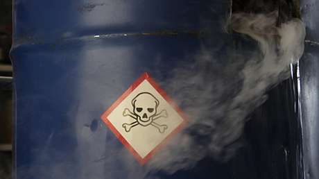 Anciano intoxica accidentalmente a una veintena de personas con veneno para ratas