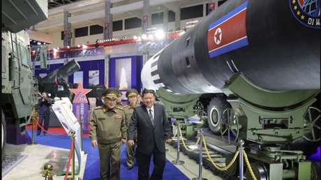 FOTOS: Pionyang exhibe el "desarrollo asombroso de la revolución" armamentista nacional