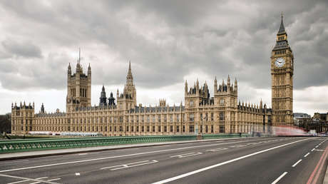 Inteligencia rusa advierte que Londres teje una "provocación infame" con Kiev para inculpar a Moscú