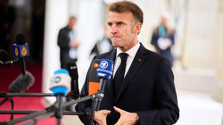 El líder del partido oficialista dice no entender ya las decisiones de Macron