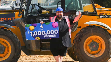 "Enorme llamada de atención": ganador de lotería es hospitalizado tras tres meses de fiesta