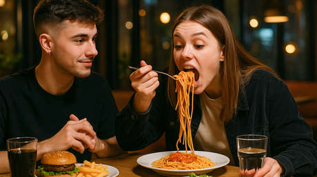 ¿Amor o comida gratis? Cuál es la prioridad de la generación Z para tener una cita