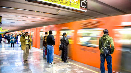 El contenido para adultos desata una inédita crisis en el metro de Ciudad de México