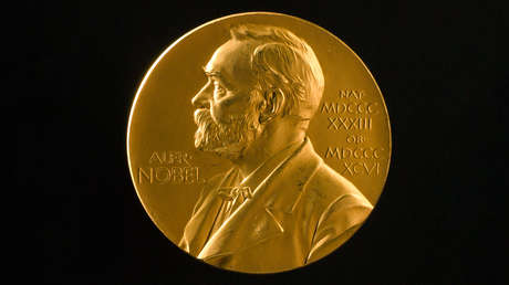 ¿Quiénes son las personas que otorgan el Nobel?
