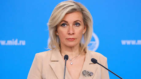 "Mentira descarada": Zajárova destroza a Occidente con un recordatorio de su historia