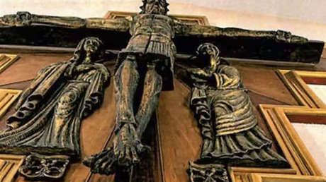 Detenido en España tras escupir a la imagen de Cristo