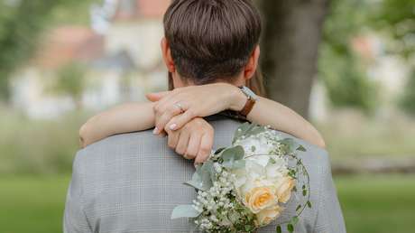 ¿Las mujeres prefieren a hombres buenos o malos? La ciencia da la respuesta