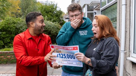 La suerte de los vagos: gana la lotería por un descuido