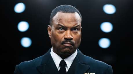 Renuncia el almirante estadounidense que supervisaba los ataques en el Caribe