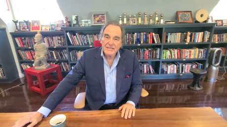 Oliver Stone celebra el 20.º aniversario de RT con un mensaje especial