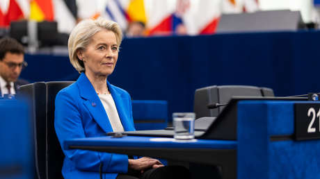 Von der Leyen, troleada por eurodiputados