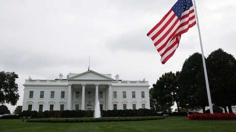 "Tu mamá": Periodista recibe brutal respuesta de la Casa Blanca sobre quién escogió Hungría para la cumbre Putin-Trump