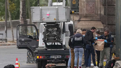 Aparece un segundo objeto del robo del Louvre
