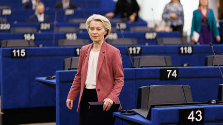 "No se le puede confiar ni un puesto de limonada": Eurodiputada carga contra Von der Leyen