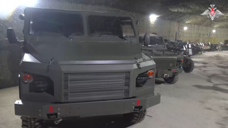 Motocicletas, vehículos todoterreno, buggies: La inventiva rusa para acelerar los grupos de asalto (VIDEO)