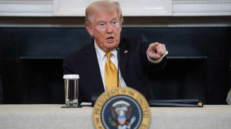 CNN: Trump estudia atacar 'instalaciones de cocaína' en Venezuela