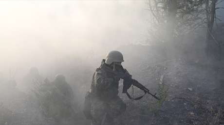 Kiev amenaza a periodistas extranjeros para que no visiten a sus tropas rodeadas por fuerzas rusas