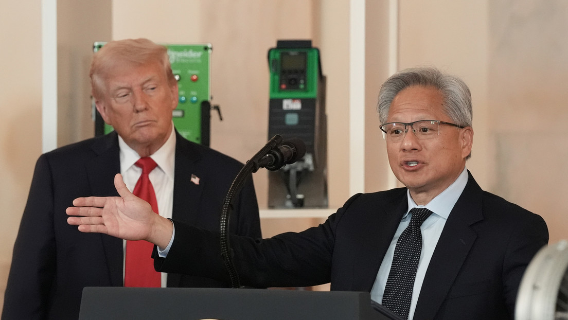 Trump asegura que los chips más avanzados de Nvidia estarán fuera del alcance de China