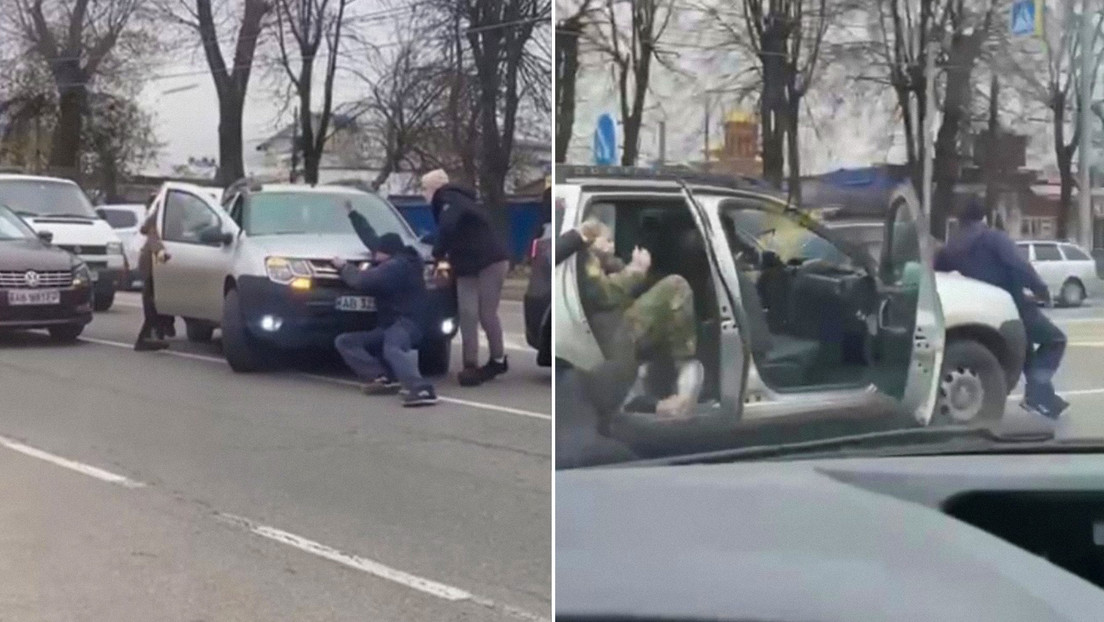 VIDEO: Atropellan dos veces a un civil ucraniano que intentaba salvar a un movilizado