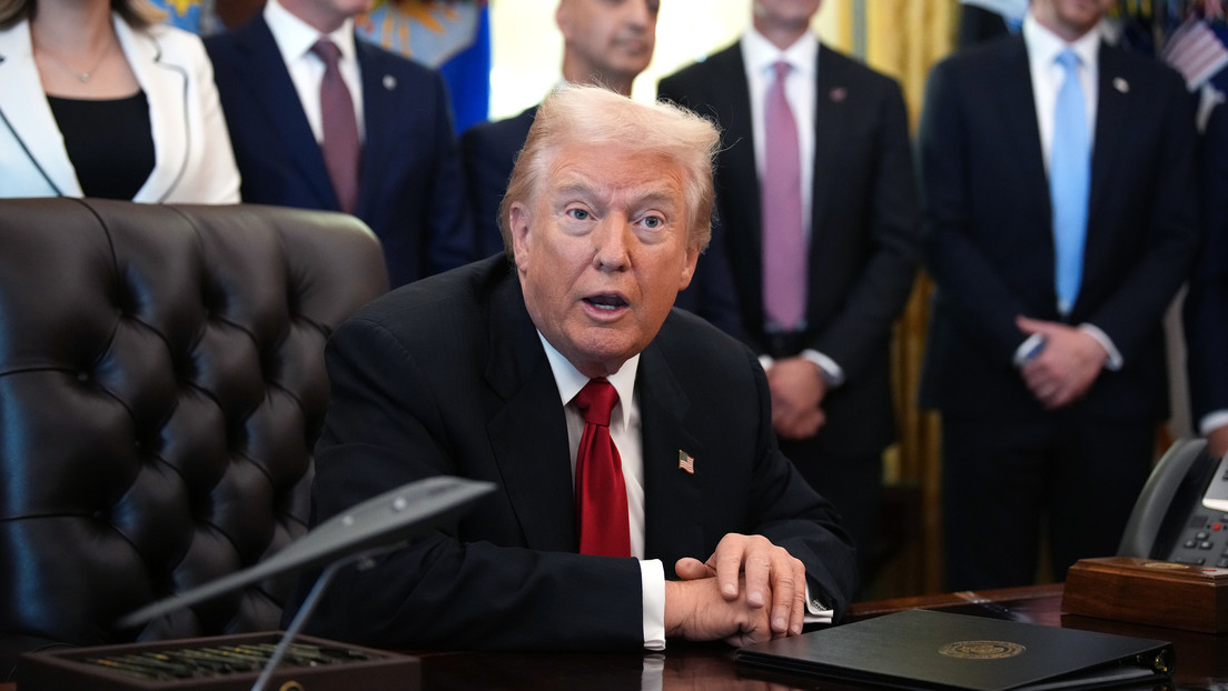 "¿Quieres comprar un Rolex?": la extraña respuesta de Trump cuando le preguntan sobre Suiza